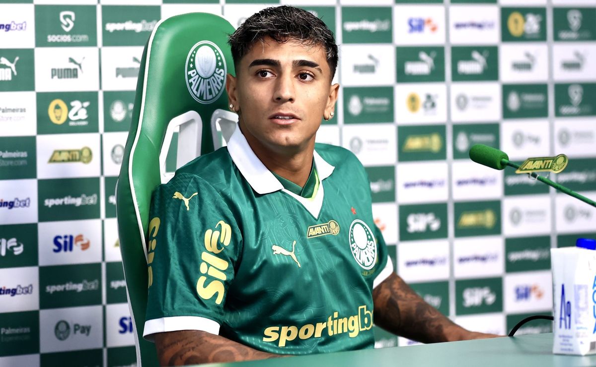 facundo torres fala em salto na carreira pelo palmeiras e se coloca à disposição de abel ferreira