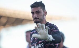 são paulo e rafael negociam novo contrato e cláusula anterior é deixada de lado
