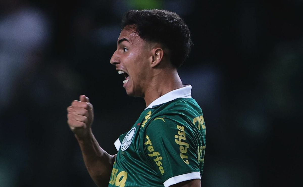 vitor reis já tem acordo verbal com manchester city, informa andré hernan