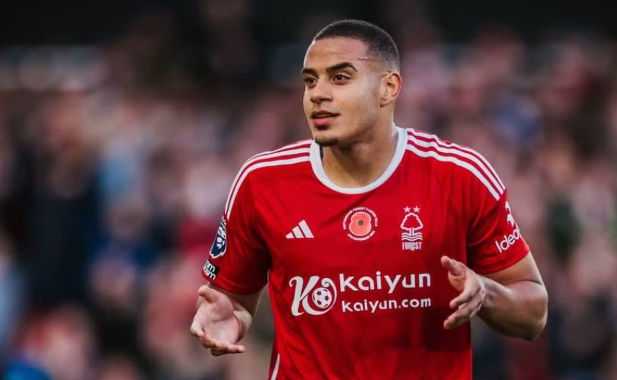 murillo, ex zagueiro do corinthians, chama atenção de brasileiros e ingleses