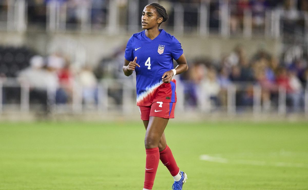 chelsea quebra recorde e contrata a primeira jogadora de 1 milhão de dólares