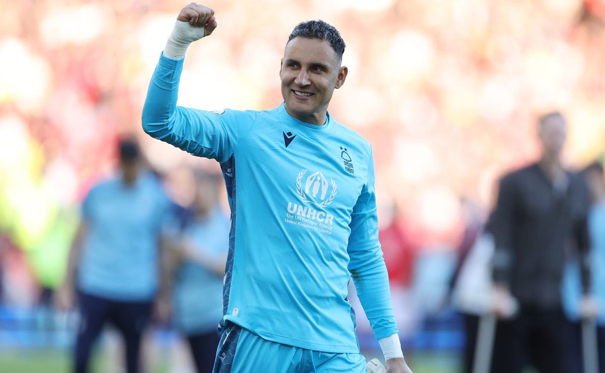 após negociar com grêmio, o goleiro keylor navas fechou negócio com outro clube
