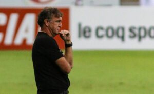 cuca visita time feminino do atlético mineiro e reforça apoio às vingadoras