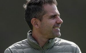 atlético mg recebe proposta de r$ 14,2 milhões por brahian palacios e victor pode fechar negócio