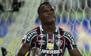 fluminense impõe única condição para vender jhon arias para europa