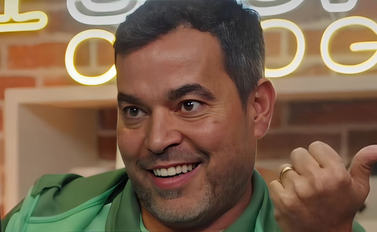 jp sampaio rebate provocação do corinthians e até palmeiras brinca: "r$ 1,2 bilhão em vendas"