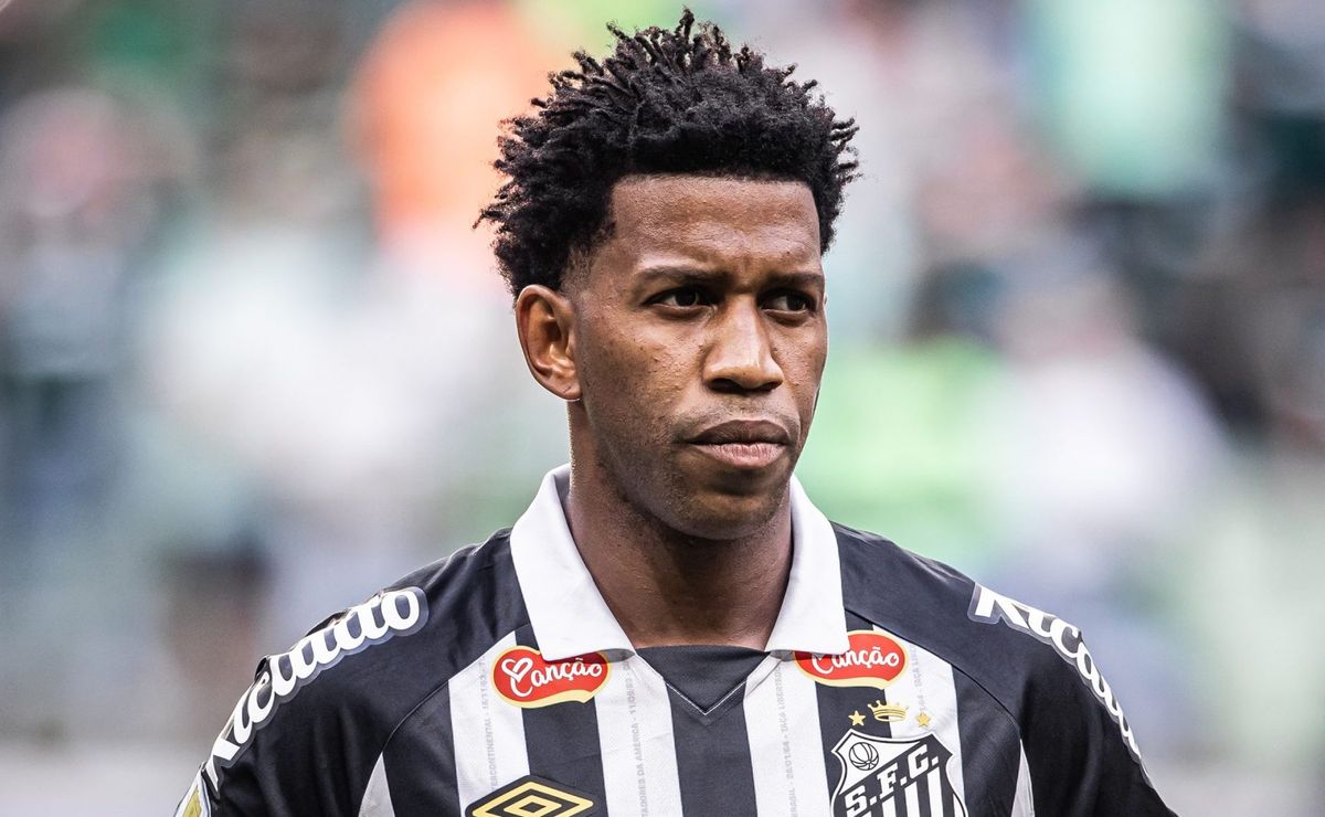 sormani se revolta com pedro caixinha no santos por decisão sobre gil: “no banco porque…”