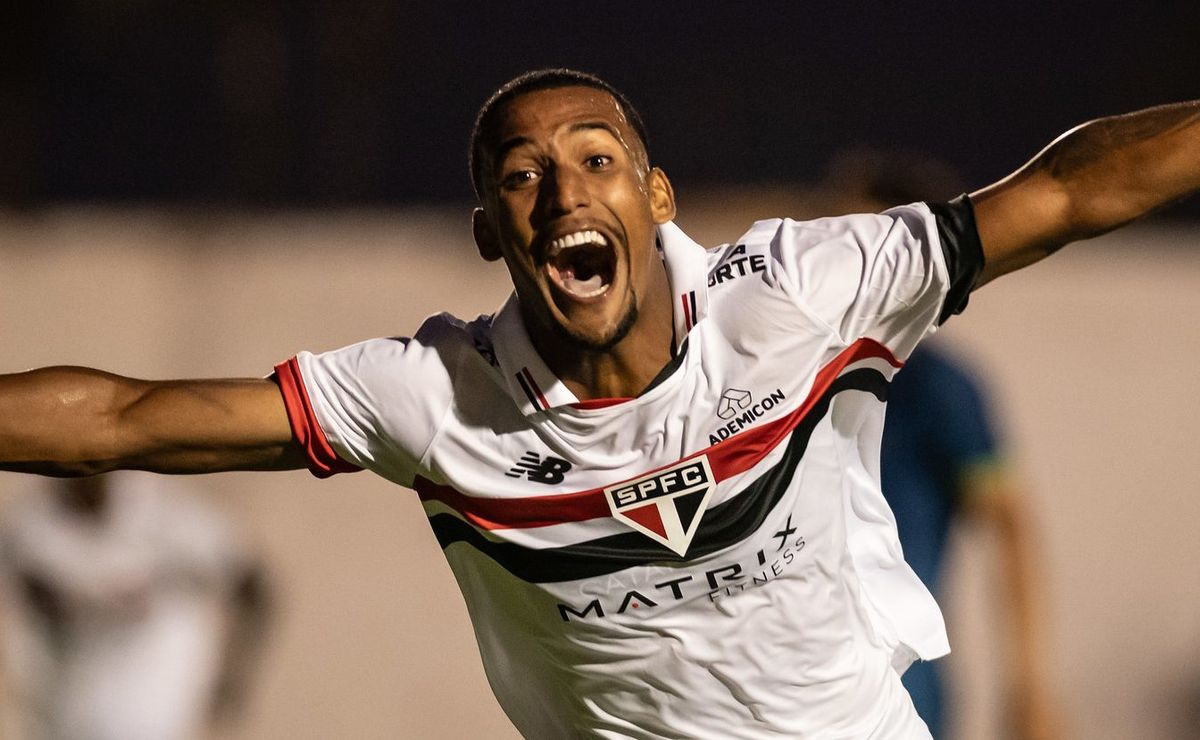 são paulo negocia a venda de zagueiro da copinha, kauê alves, para time de portugal