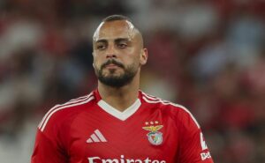 arthur cabral, alvo do corinthians, acerta transferência por r$ 122 milhões para jogar no west ham ing