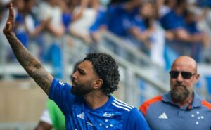 música de apresentação de gabigol no cruzeiro gera revolta entre torcedores do vasco