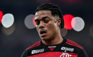 flamengo acionará fifa por dívidas de times portugueses com igor jesus e werton