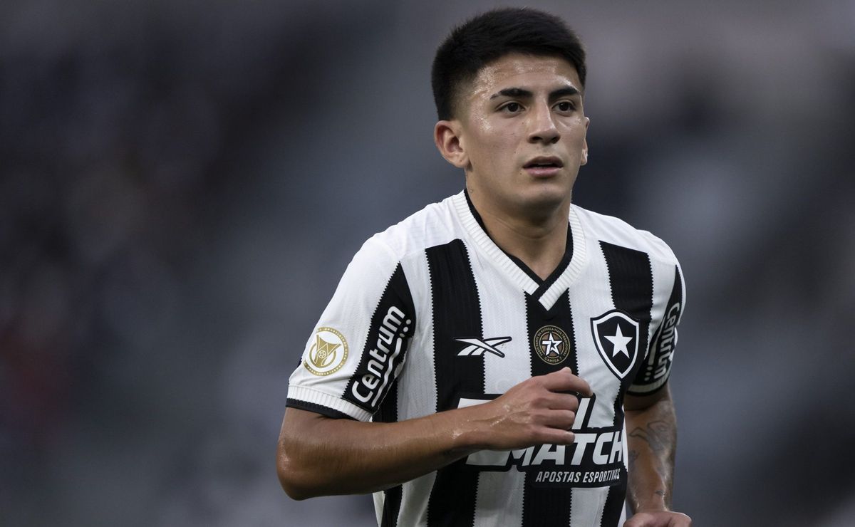 thiago almada se apresenta ao lyon e revela sua torcida pelo botafogo: "ganharam um torcedor"