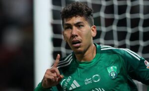 roberto firmino no corinthians contratado por augusto melo pode acontecer com saída encaminhada no al ahli