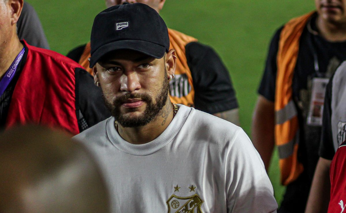 santos produz vídeo com voz de pelé por ia para retorno de neymar