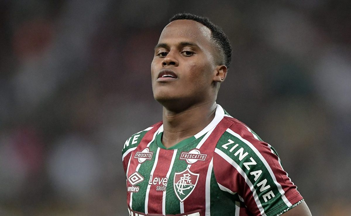 arias desabafa após derrota do fluminense em clássico contra o botafogo: “É um momento difícil” 