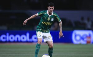 empresário de rômulo confirma e saída do palmeiras ao vitória não deve acontecer
