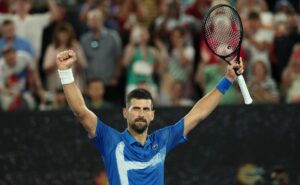 djokovic duela com zverev por vaga na final do australian open
