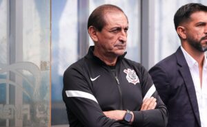 ramón díaz comenta sobre a chegada de mais reforços no corinthians: "podemos trazer algum jogador "
