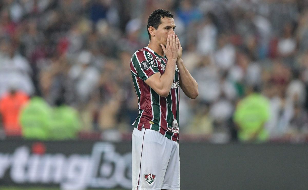 inflamação no coração afasta ganso do fluminense
