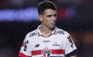 oscar não se cala após são paulo x corinthians e manda recado: “muito bom ganhar”