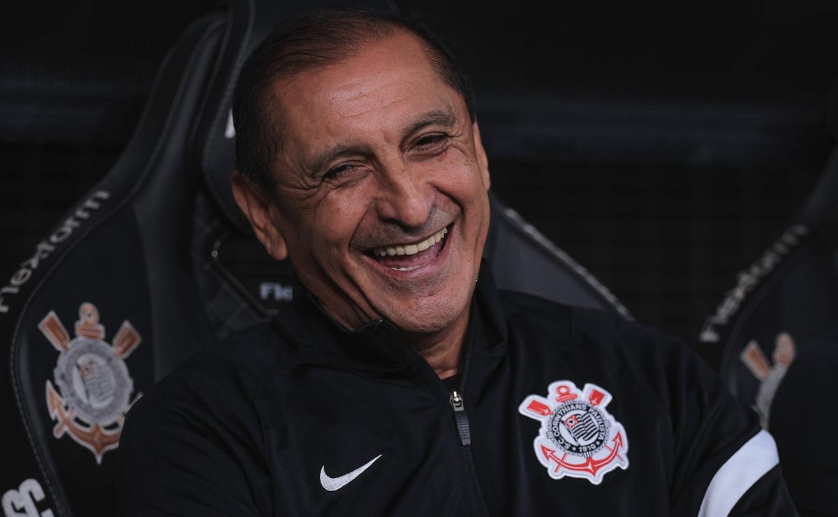 corinthians quer fechar com 3 reforços para ramón díaz deixar time ainda mais forte por títulos 