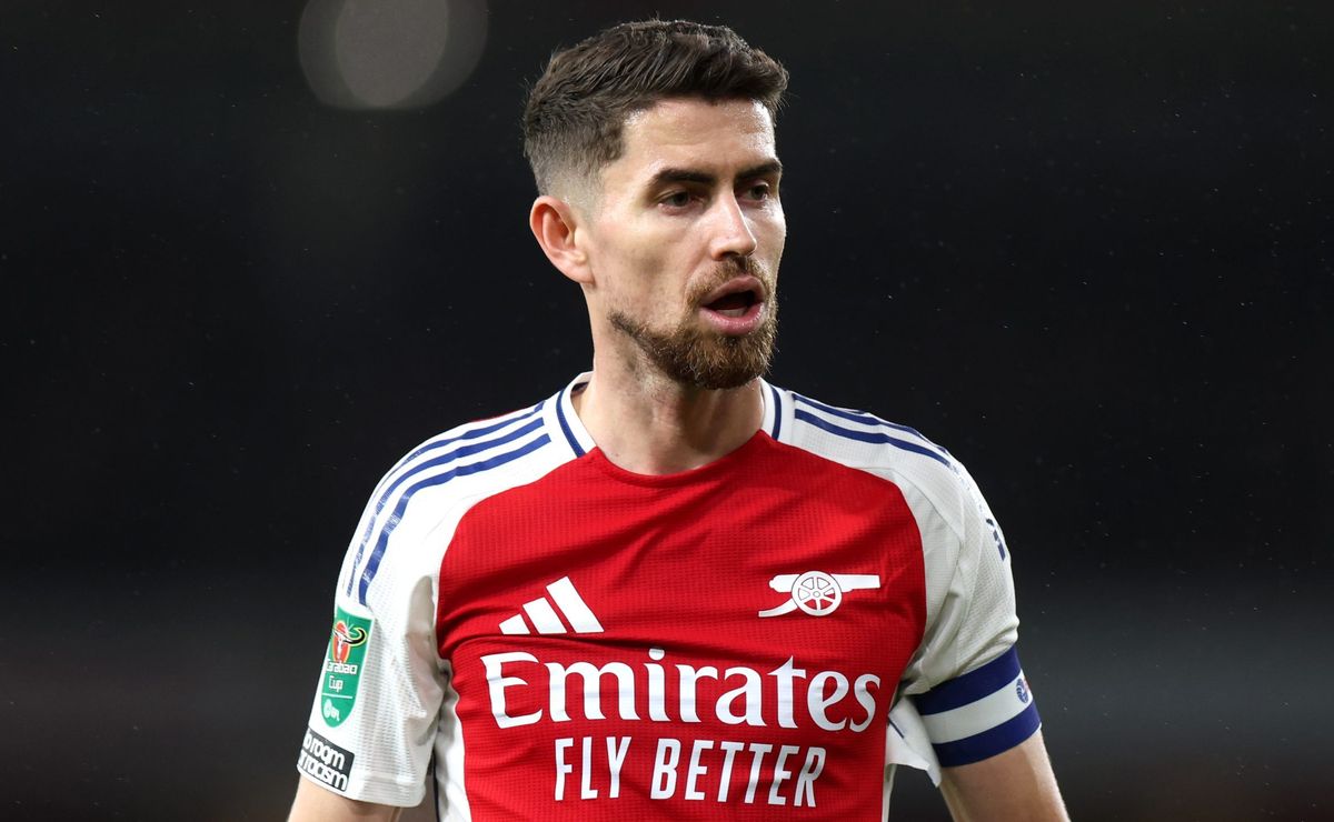 além de jorginho, campeão da champions league pelo real madrid aceita assinar com o flamengo