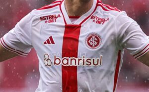 internacional se aproxima de novo patrocinador que vai pagar quase o dobro do banrisul