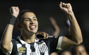 deivid washington decide onde quer jogar e avisa santos, botafogo, palmeiras e atlético mg