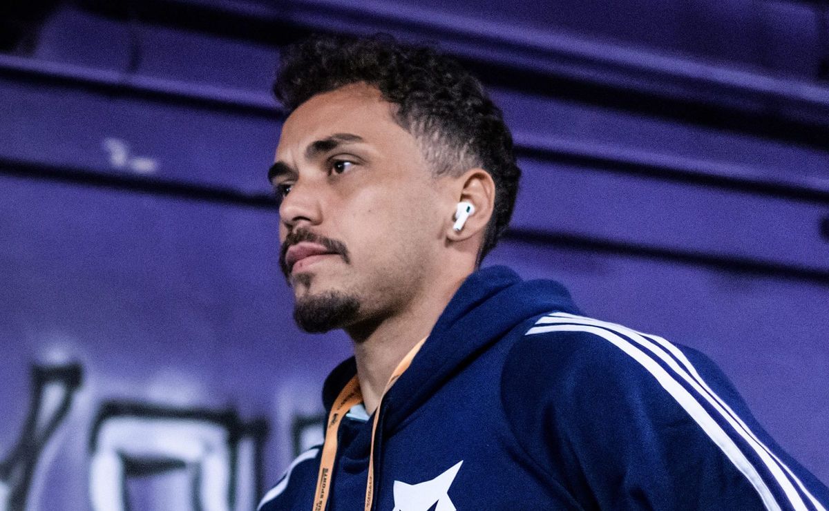 eduardo avalia cruzeiro x são paulo e manda real sobre função com diniz: “preparado para agarrar”