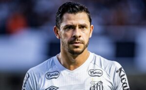 giuliano vem à público e se manifesta pela 1ª vez após sair do santos: "foi uma decisão difícil"