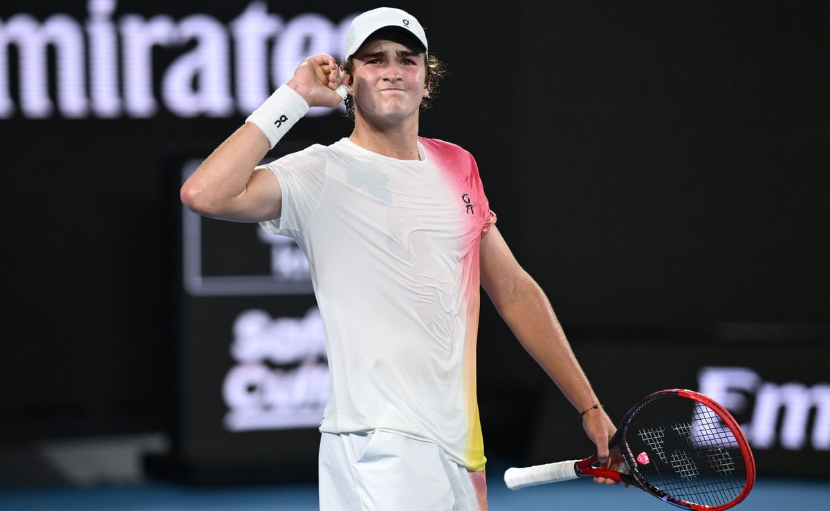 joão fonseca segue caminhada no australian open contra sonego