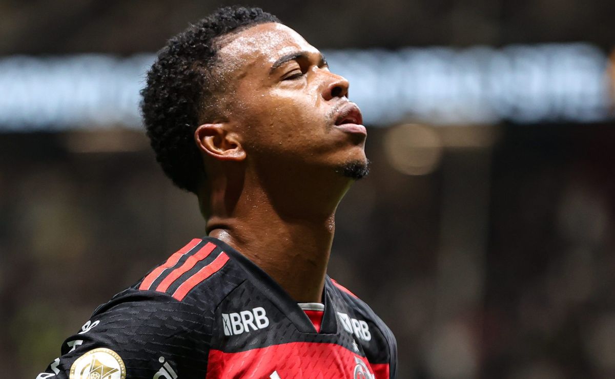 flamengo joga mal e perde na estreia do carioca para o boavista. confira como foi: