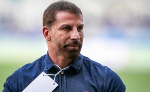 pedrinho busca renovação de jair paulinho e puma rodríguez após chegar acordo com vegetti