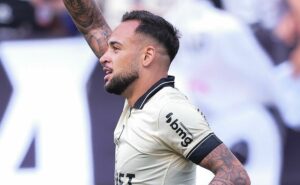 corinthians inscreve maycon no campeonato paulista e atualiza lista de jogadores