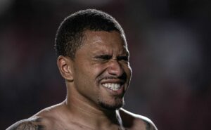 presidente do vitória, fábio mota, manda recado para o grêmio envolvendo o esteves: “ação pesada”