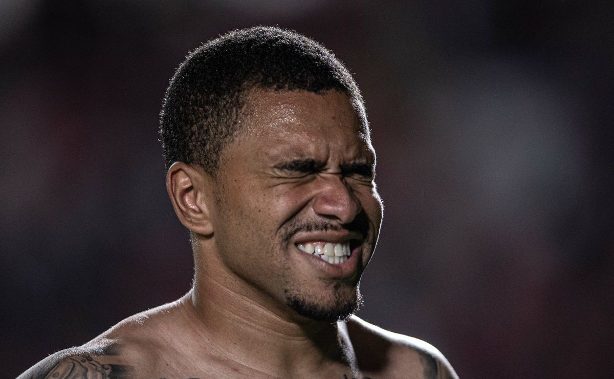 presidente do vitória, fábio mota, manda recado para o grêmio envolvendo o esteves: “ação pesada”