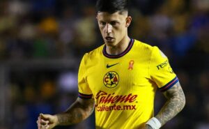 vasco oferece mais de r$ 40 milhões para assinar com brian rodríguez e américa manda recado a pedrinho