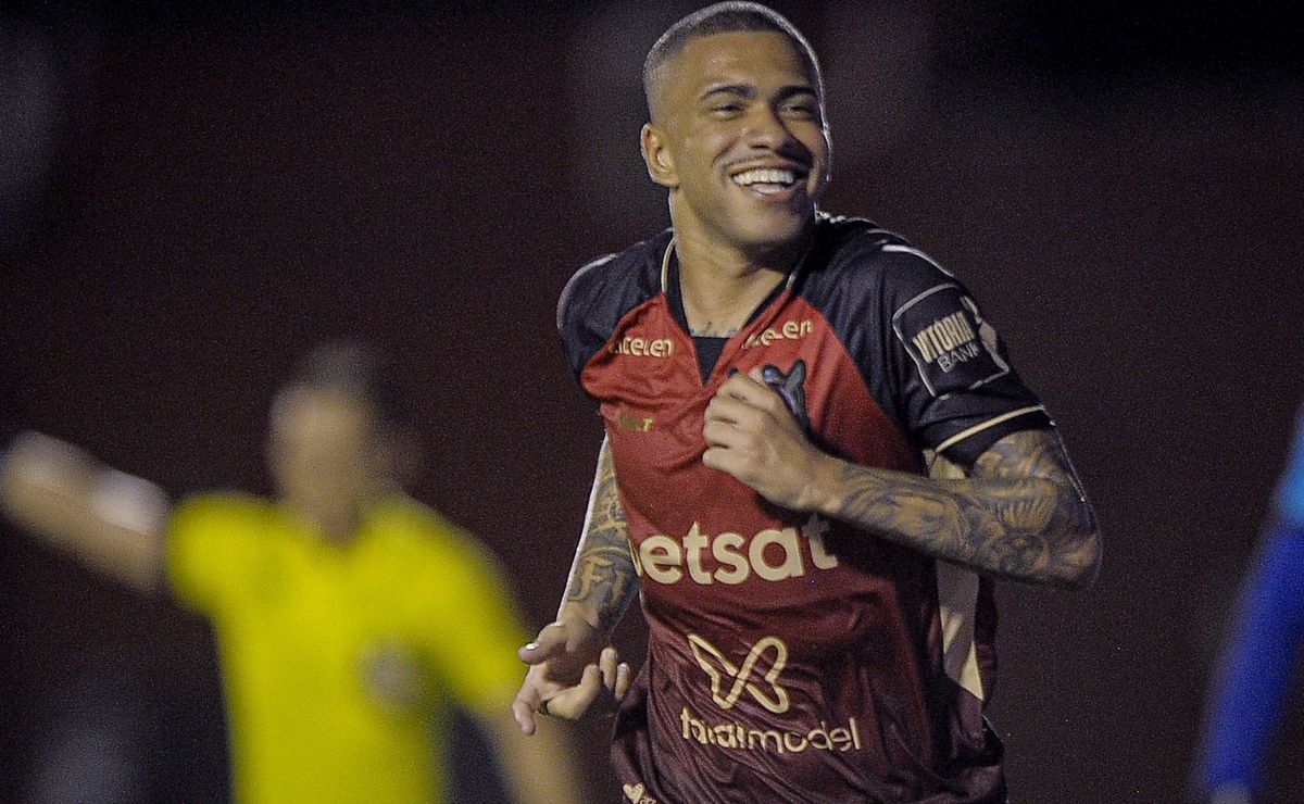 após lucas esteves, grêmio sonda situação juninho capixaba 