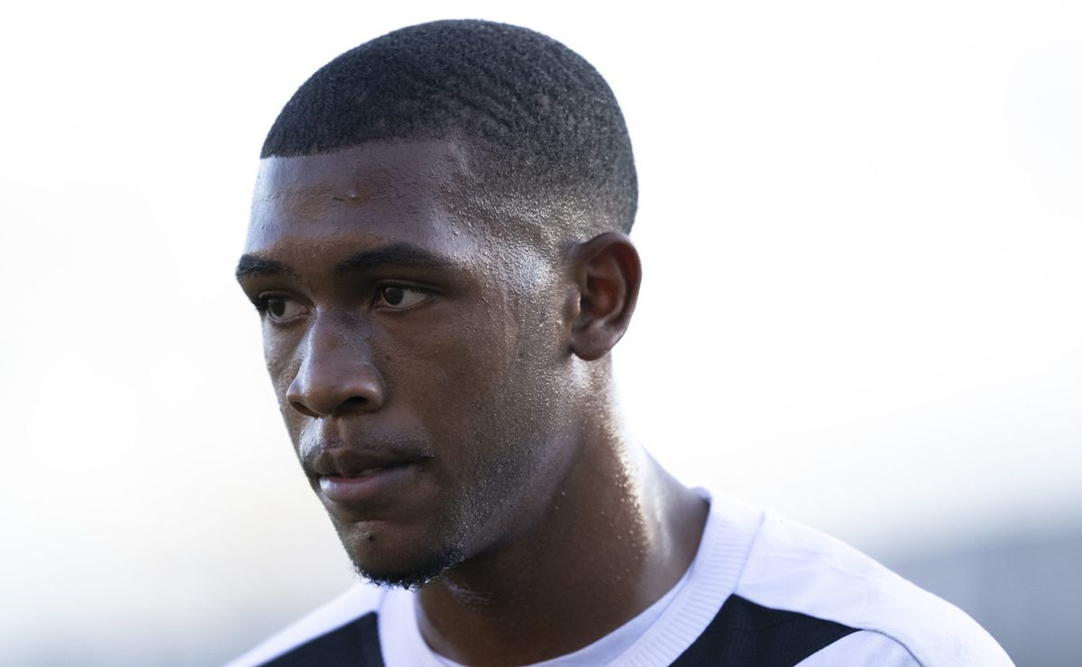 vasco avança em renovação com rayan e assinatura de contrato deve acontecer em fevereiro