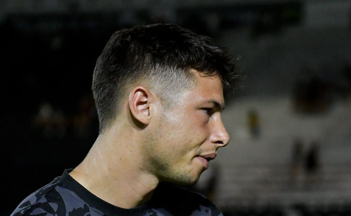 vasco aceita liberar manuel capasso para fechar contratação pedida por carille