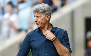 renato gaúcho aceita proposta e deve ser rival do flamengo na temporada 2025