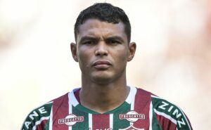 fluminense deve ter o retorno de titulares e mano menezes no próximo jogo do carioca