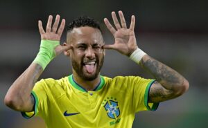 com volta de neymar, veja os maiores salários do futebol brasileiro em 2025