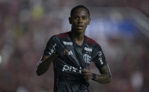 flamengo, fluminense e vasco vencem na rodada e buscam reação no campeonato carioca