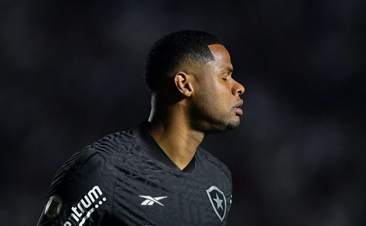 júnior santos saindo do botafogo para jogar no atlético mg tem veredito e atacante escolhe o galo