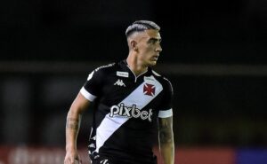 vasco busca renovação com puma rodríguez para espantar concorrência por lateral