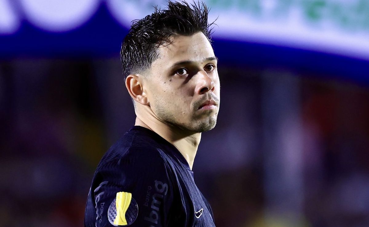 Ángel romero, do corinthians, toma decisão inusitada e resolve comprar clube de futebol