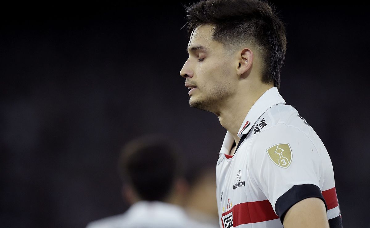 são paulo crava venda de bobadilla ainda em 2025 e jogador recebe fortes sondagens 