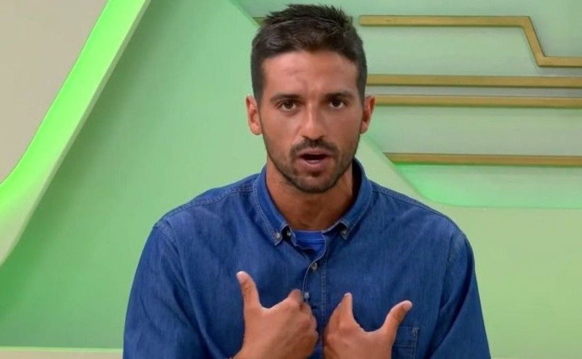 venê casagrande revela proposta de r$ 50 milhões para meia atacante deixar o fla rumo ao cska