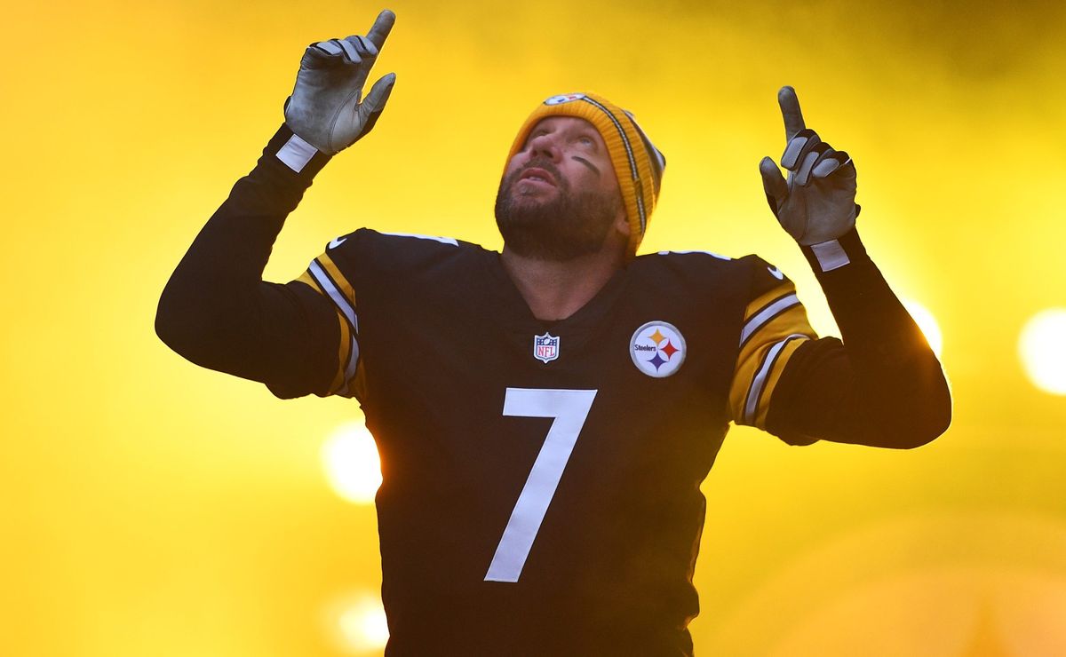 ben roethlisberger emite alerta para russell wilson, mike tomlin e steelers antes dos playoffs